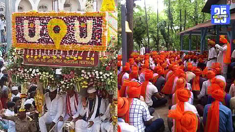 Shivpratishthan Dharkaris preparing for their participation in the 2025 Wari procession, marking a shift in traditional practices.