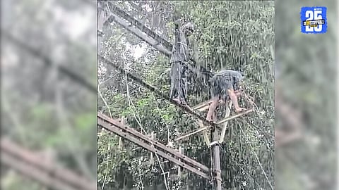 MSEDCL : भयानक पाऊस कोसळत होता... संपूर्ण गाव जलमय, त्यात वीज गेली... पण महावितरणचे 'वीर' आले अन् अंधारात उजेड दिला!