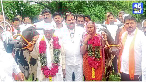 mla sanjay gaikwad farmer ambadas pawar