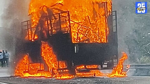 Major Disruption in Khambatki Ghat After Tempo Fire