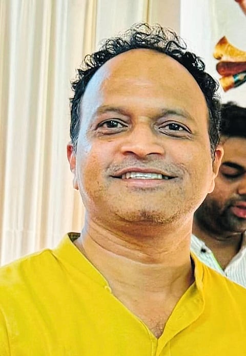 शिरगावात आढळला गरम पाण्याच्या झरा