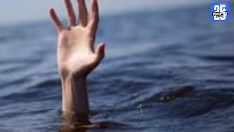 A life saved — An elderly woman rescued after jumping into the river, thanks to the timely intervention of alert citizens.