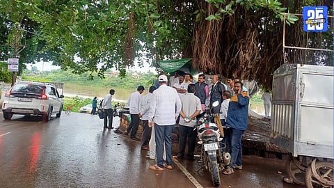 Group Secretary agitation