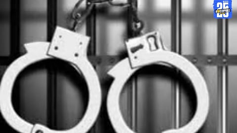 Karad Police recovered 9.5 tola gold ornaments and arrested two youths involved in a local house break-in.