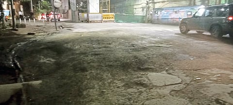 निगडी-आकुर्डी मार्गाची दैन्यावस्था