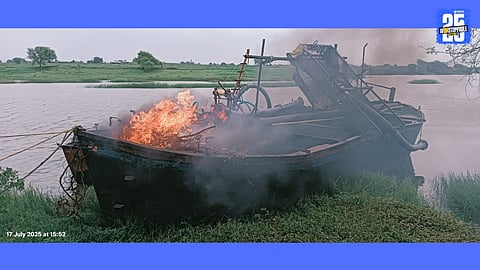 Illegal Sand Mining Boat Destroyed