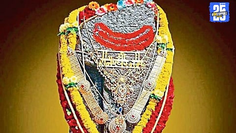 Trustees of Shaneshwar temple in tense discussions after receiving a notice in an online app fraud case.