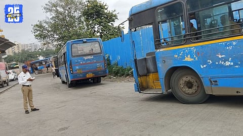 PMPML Buses Fined by Traffic Police