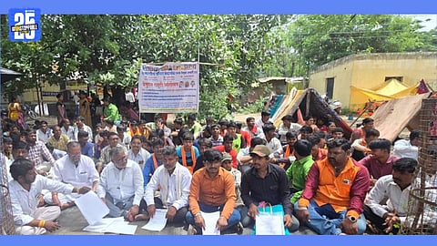 pardhi dawari dombari margiwale rahuti agitation mohol tehsil office