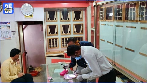 jewellery shop theft