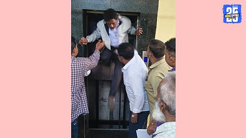 yerwada office lift close