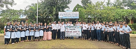 राजगुरुनगर रोटरीतर्फे शैक्षणिक ॲपचे वितरण