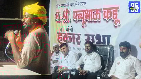 MLA Bacchu Kadu addressing Hunkar Sabha at Galnimb; questions government’s role in rising farmer suicides.