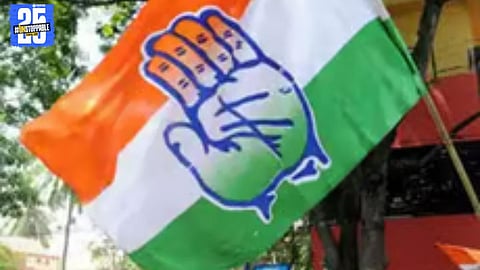 Congress in-charge Mohan Joshi and district president Satling Shatgar during the candidate interview session in Solapur.