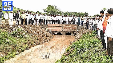 Tigav plateau farmers celebrate as water from Bhojapur dam flows into Sonoshi canal after a long wait.