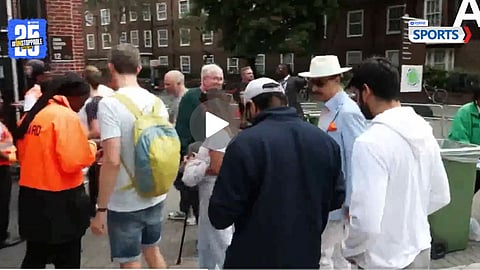 ROHIT SHARMA ARRIVES AT THE OVAL 