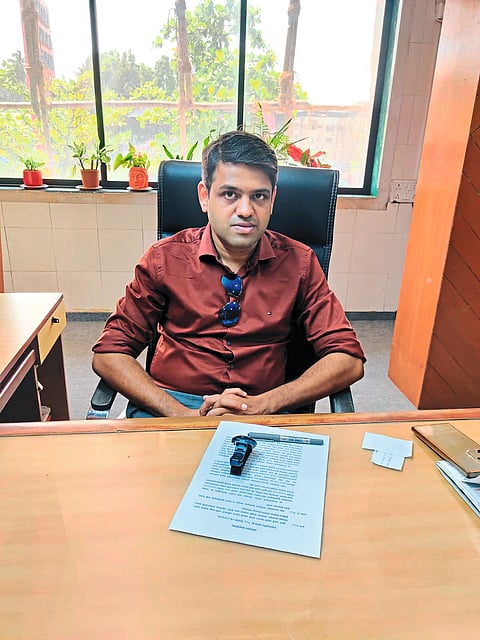 कचराप्रकल्प नियमांच्या कचाट्यात