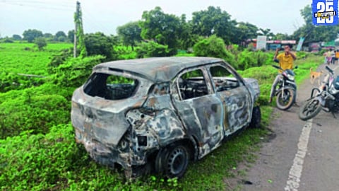 "Fire Breaks Out in Teachers’ Car Returning from Verul; Locals Save the Day"