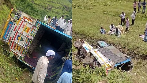 Pickup jeep accindent in pune