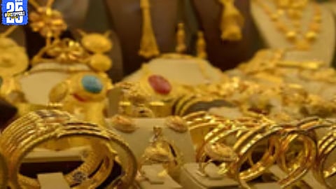 "Trusted caretaker and witness caught stealing jewellery worth ₹8.81 lakh