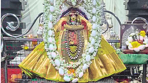 Ambabai Devi Darshan