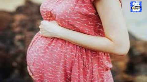 Health department officials seal a Navi Peth clinic in Solapur on suspicion of illegal foetal gender testing.