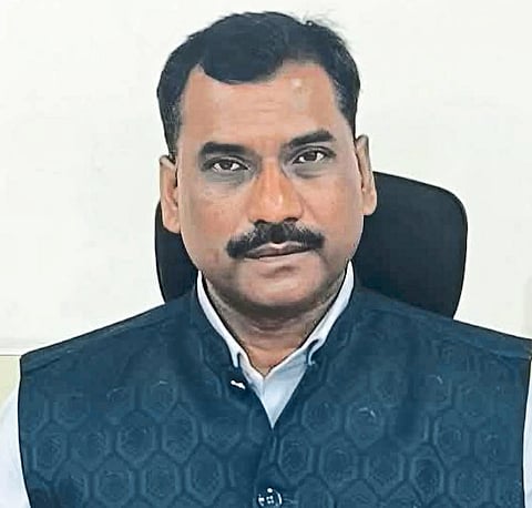 एसटीवर लाडक्या बहिणीची कृपा, रक्षाबंधनाच्या चार दिवसात 2 कोटी 18 लाख रुपयांचे उत्पन्न