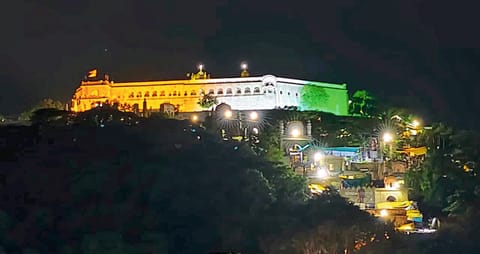 जेजुरी खंडोबा गड स्वातंत्र्यदिन छायाचित्र