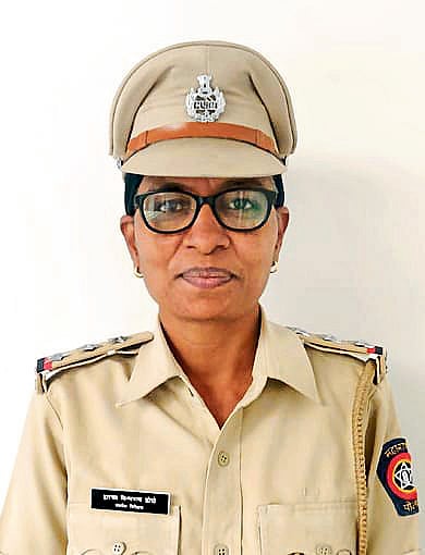 पोलिस दलाच्या ‘हिमकन्येने’ एव्हरेस्टवर गायले राष्ट्रगीत