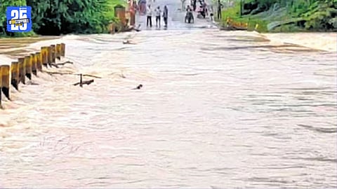 dudhana river flood water