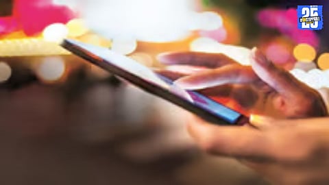 Fear of Obscene Photo Leak Leads to ₹8 Lakh Fraud in Solapur