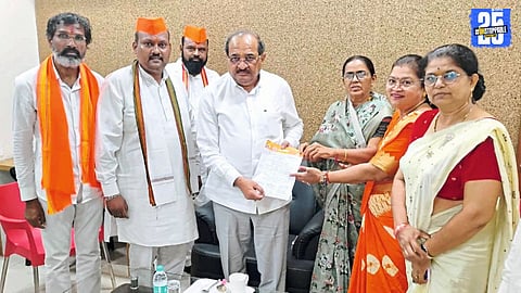 Guardian Minister Vikhe Meets Chhava Leaders Over Demand for Sambhaji Maharaj Statue