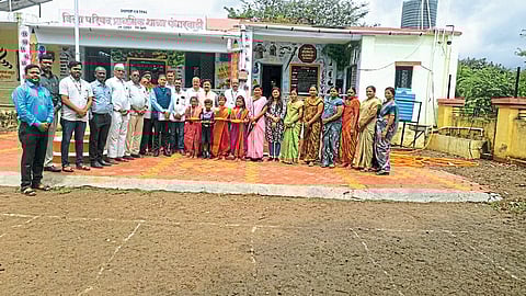 मूल्यांकन समितीची 
पंधारवाडीला भेट
