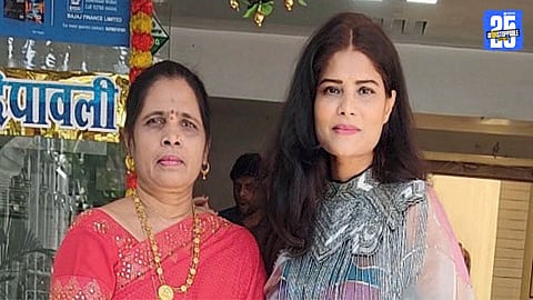 actress dipti dhotre