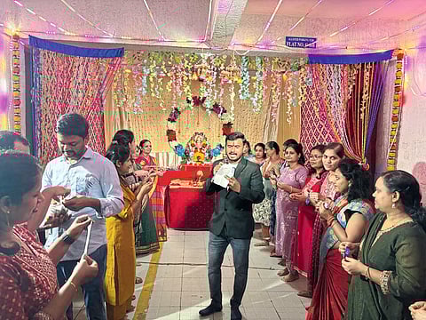 पुनावळेतील ट्विन आर्क्समध्ये खेळ रंगला पैठणीचा