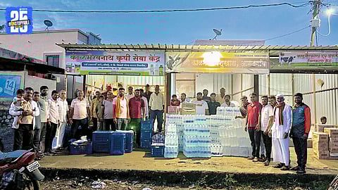 Villagers from Ahmednagar send bhakri, thecha, and water bottles to Mumbai in support of Maratha agitation.