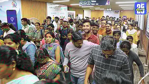 Mumbai Metro carries 3 lakh passengers in a single day with 554 trips, easing festival travel rush.