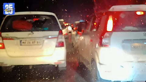 traffic jam on kokna highway