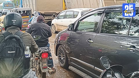 pune mumbai traffic jam