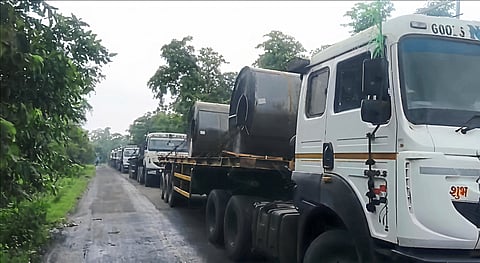 अवजड वाहनांविरोधात नागरिकांचा एल्गार