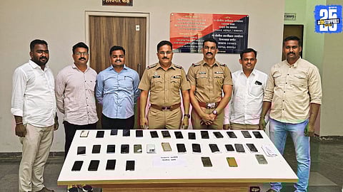 Phaltan police recover mobile phones worth ₹13 lakh; citizens praise police after receiving lost phones.