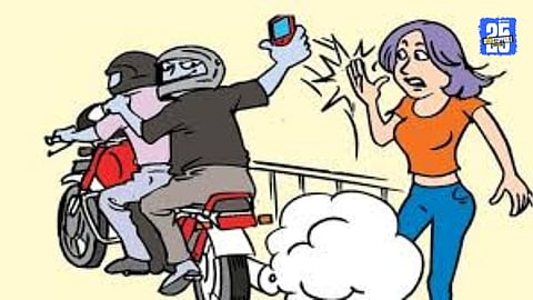  Mobile Snatching