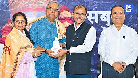 Sai Sansthan honors Dr. Shriram Iyer after Prisma AI gifts devotee counting software.