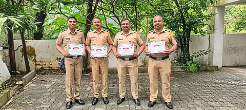 पोलिस अंमलदारांचा
प्रातिनिधिक सत्कार