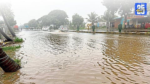 pune solapur highway road rain water