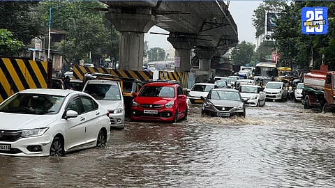 pune traffic jam by rain