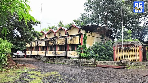 “MLA Randhir Savarkar announces the restart of Nilkanth Spinning Mill; CM’s support brings relief to workers.”