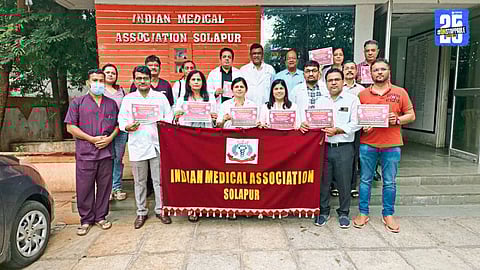 Doctors under the banner of IMA protesting with a one-day bandh against the government decision.