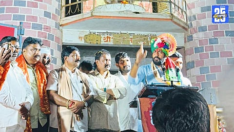 MLA Bachchu Kadu warns BJP over unfulfilled farmers’ Satbara promise, threatens blank ballot.