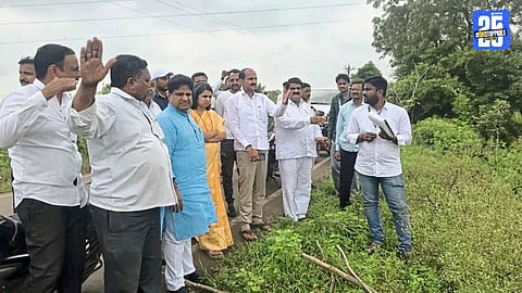 Hemant Ogle interacting with distressed farmers in flood-hit villages after crops drowned in heavy rains.